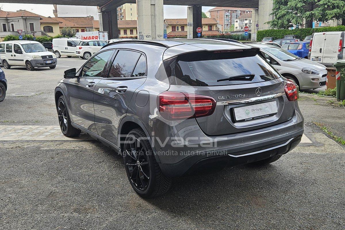MERCEDES GLA 200 d Automatic Business Extra
