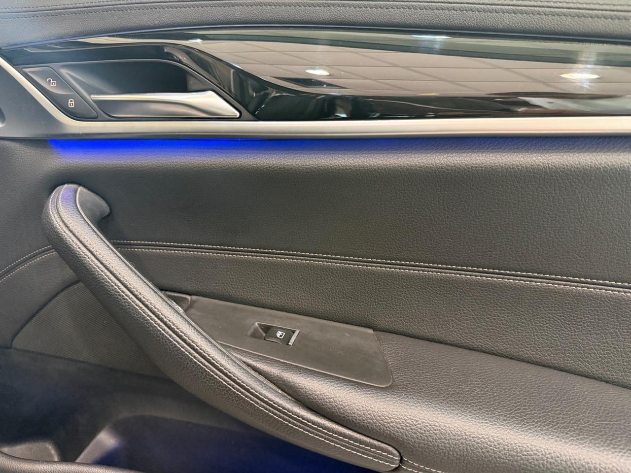 Bmw 520 Touring 520d Luxury auto