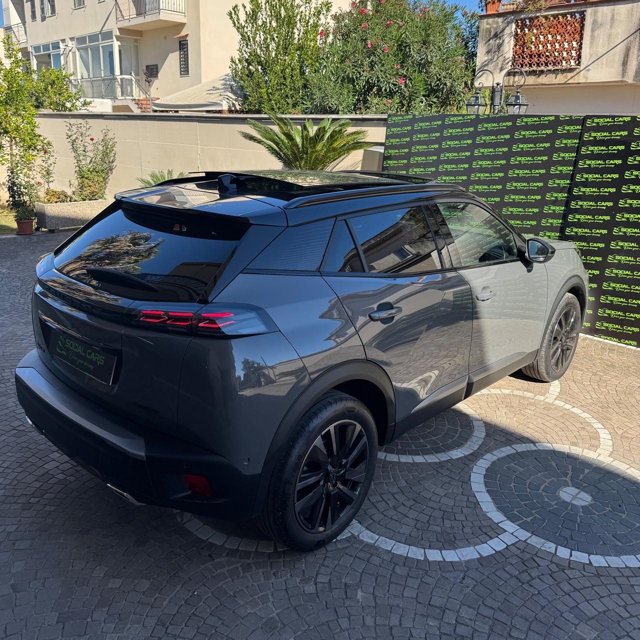 Peugeot 2008 Hybrid GT