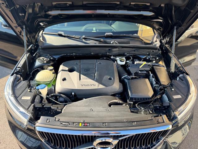 VOLVO XC40 D3 AWD Geartronic R-design