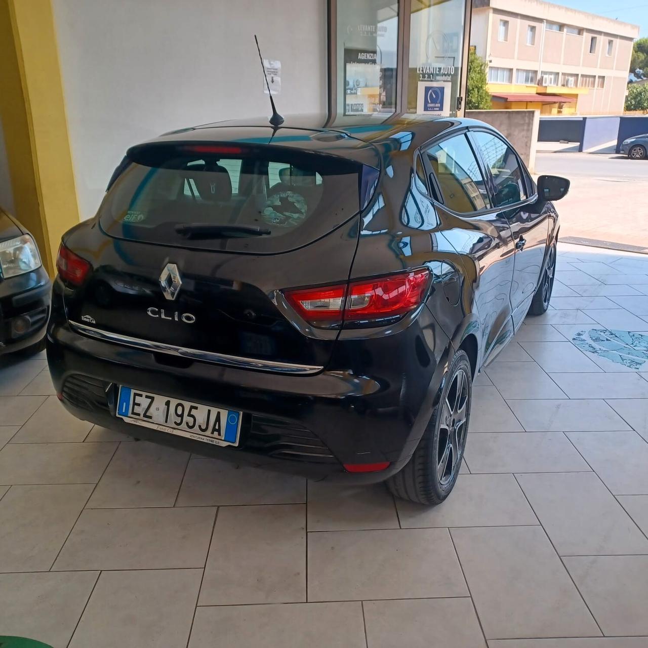 153688KM CLIO 1.2 PER NEOPATENTATI OTTIMO STATO
