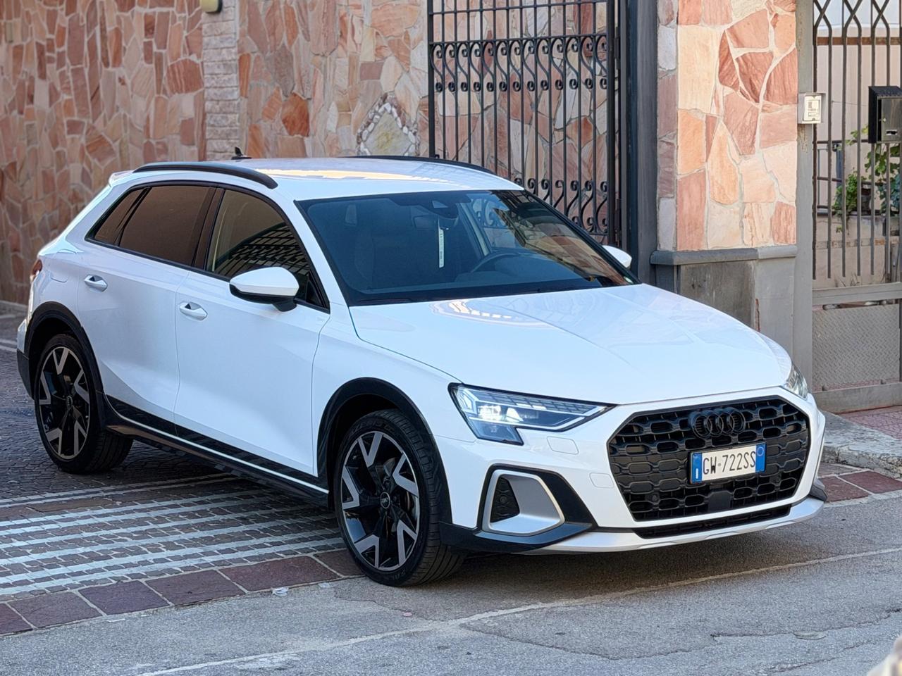 Audi A3 ALLSTREET S-LINE 150 CV