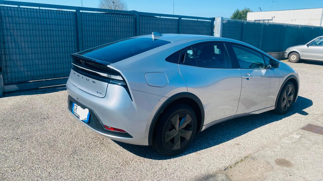 Toyota Prius 2.0 Plug-in Hybrid Lounge