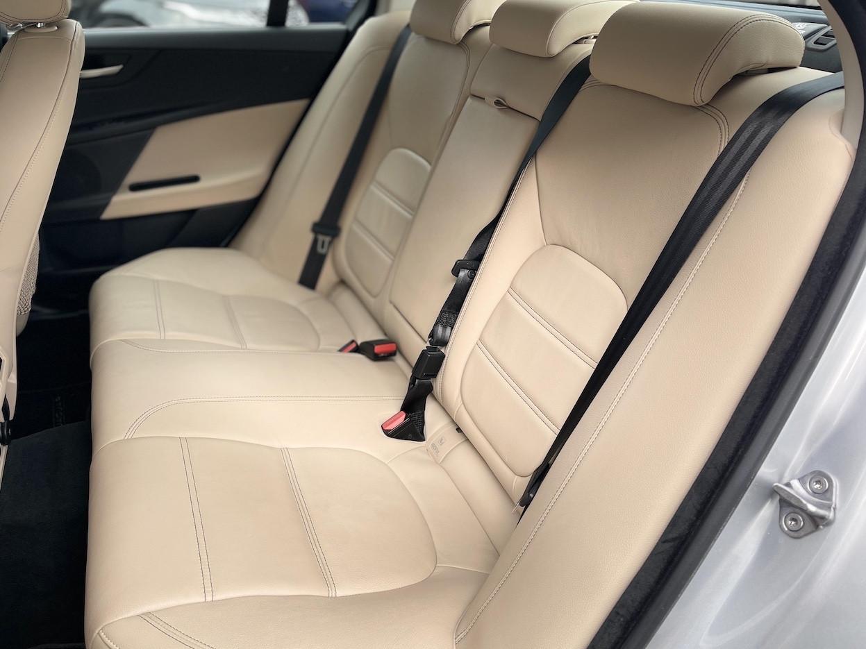 Jaguar XE 2.0 Diesel 180CV E6 Automatica - 2019