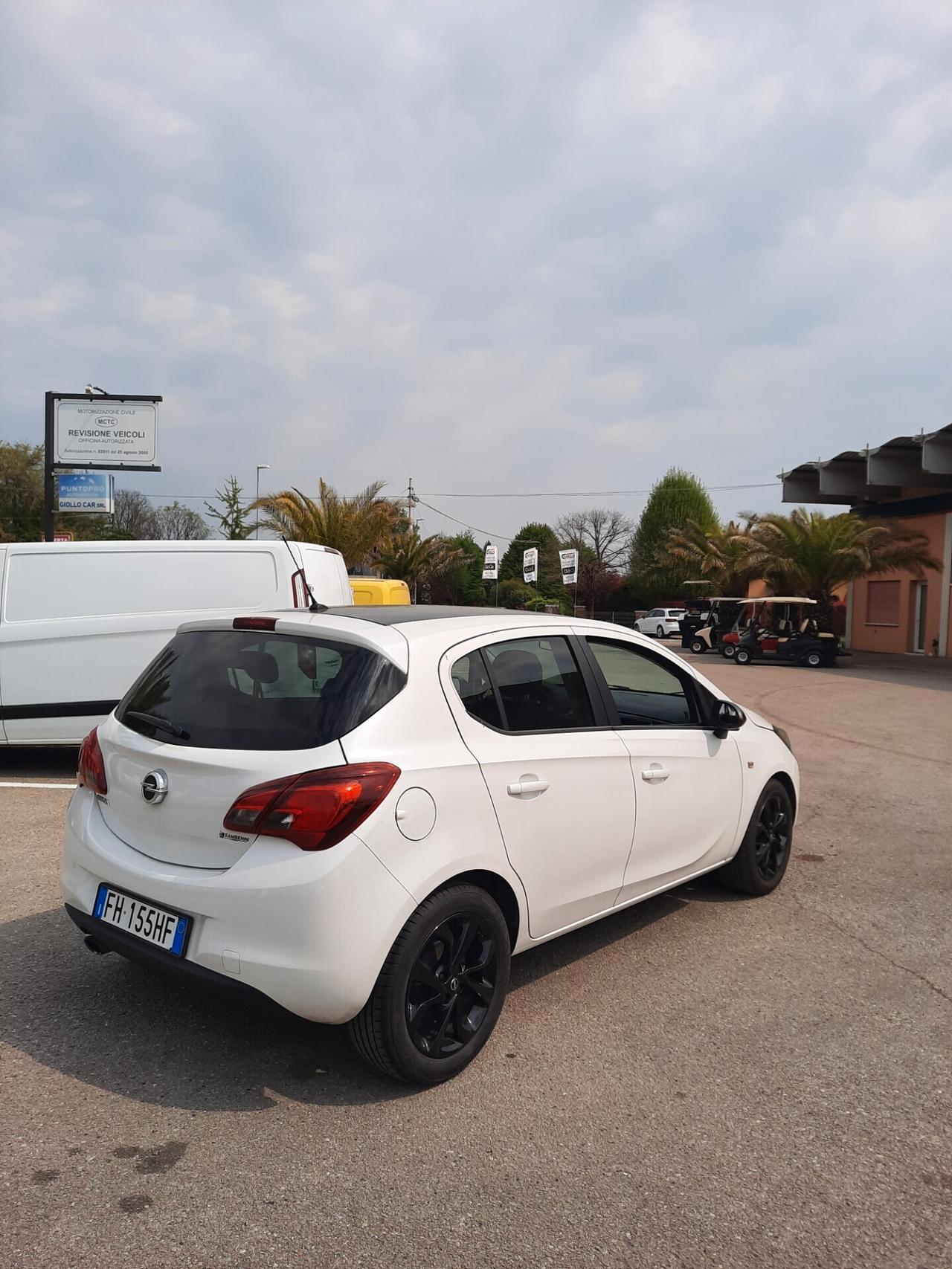Opel Corsa 1.2 5 porte Innovation OK NEOPATENTATI