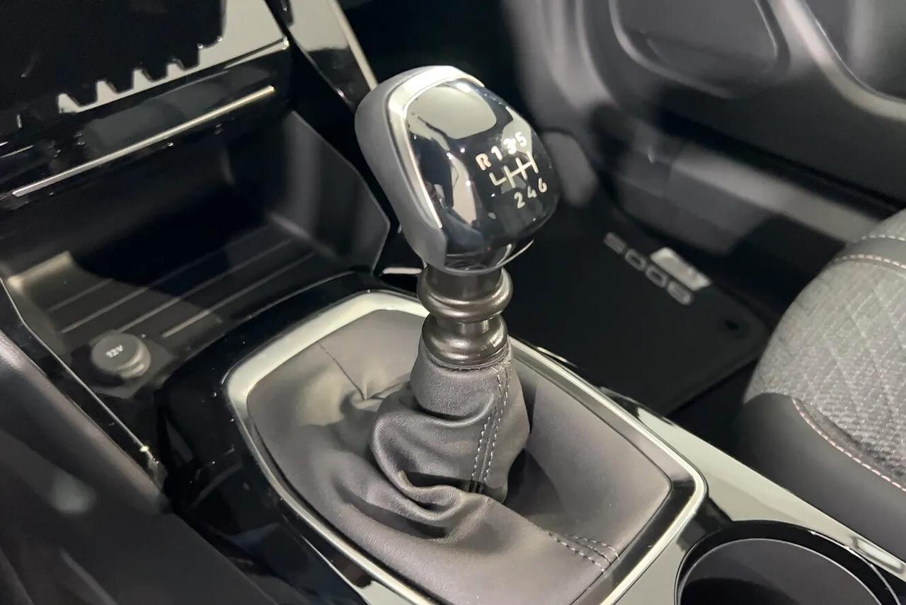 Peugeot 2008 PureTech 100 S&S Allure