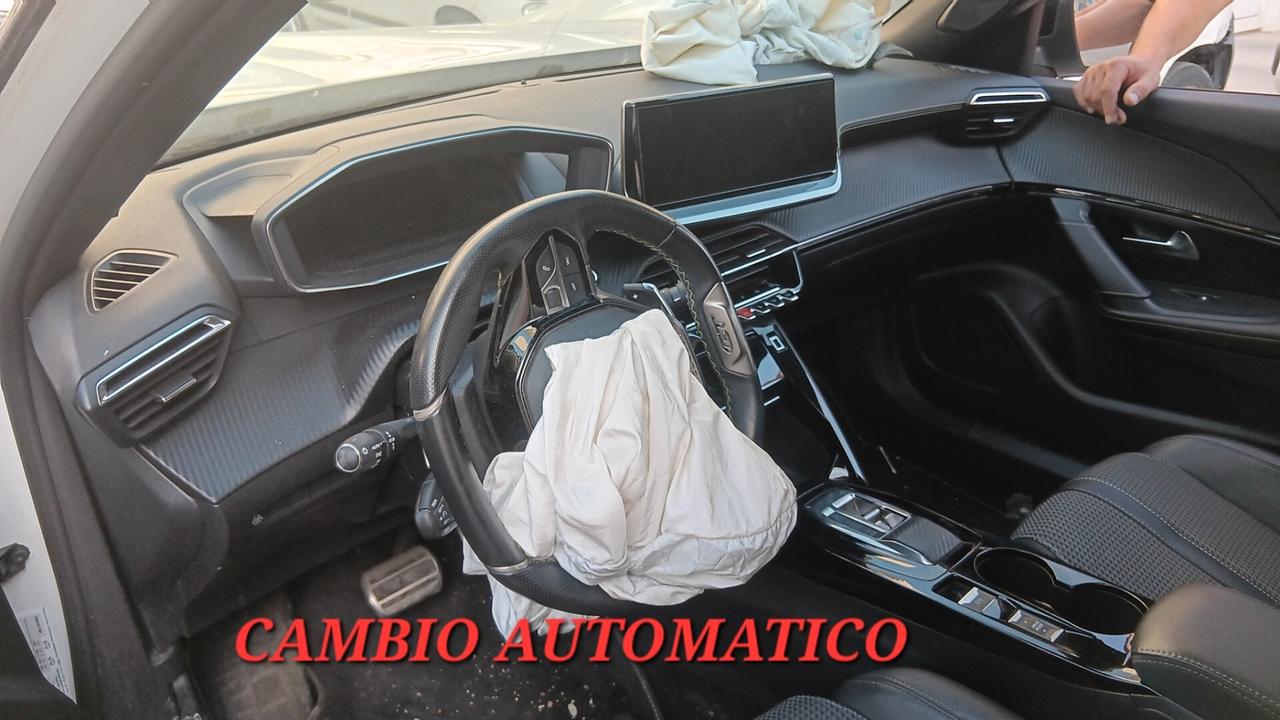 Peugeot 2008 GT INCIDENTATA SINISTRATA MONDIALCARS