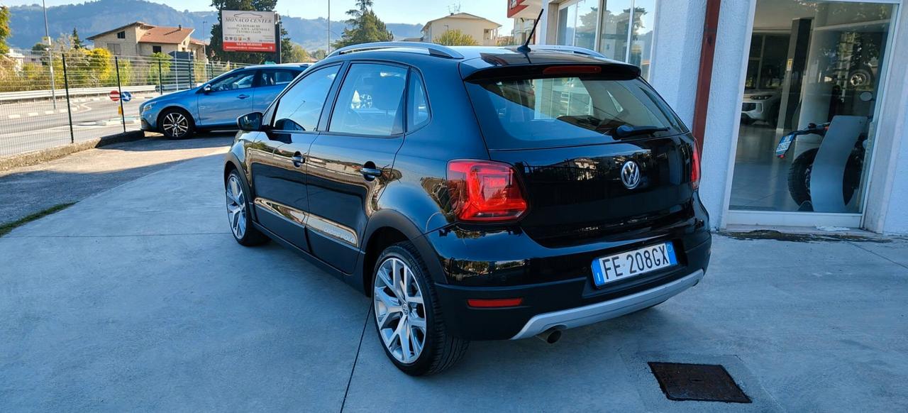 Volkswagen Polo CROSS 1.4 TDI 90 CV DSG