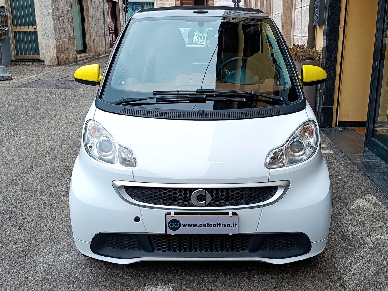 Smart ForTwo 1000 52 kW MHD cabrio pulse