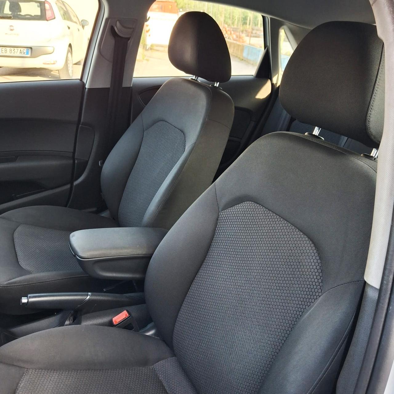 AUDI A1 1.6 TDI 90cv S line edition