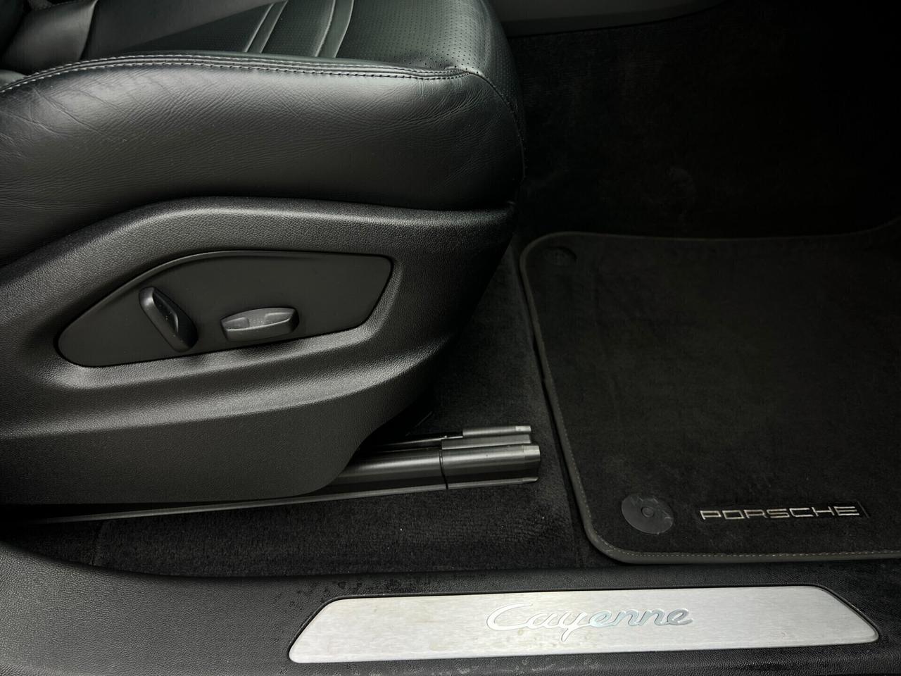 Porsche Cayenne Coupé 3.0 V6 340cv TIPTRONIC IVA ESPOSTA ITALIANA