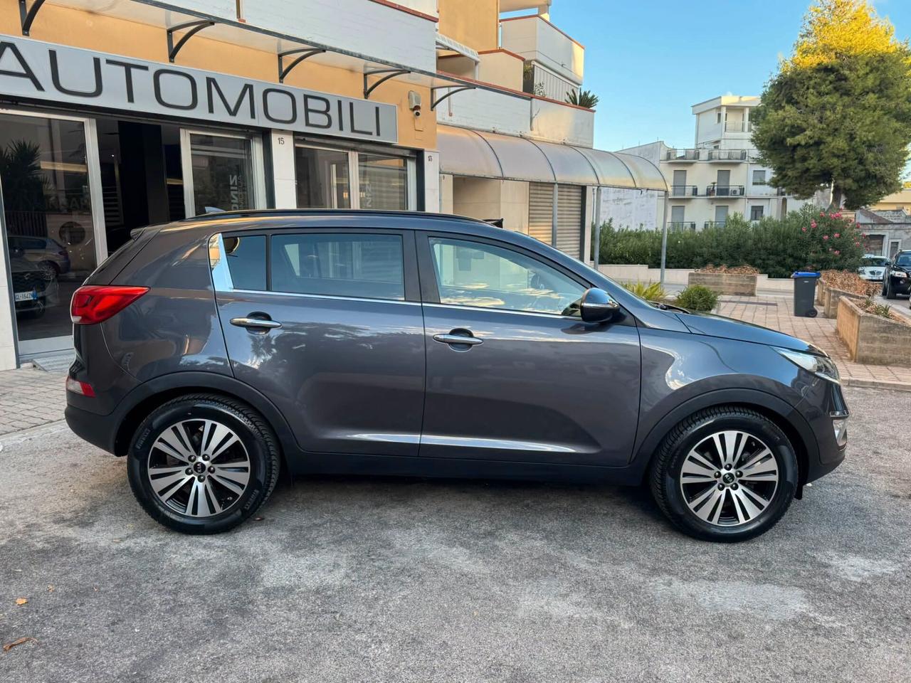 KIA SPORTAGE 1.7 CRDI 115 CV. TETTO APRIB.+CERCHI+NAVI