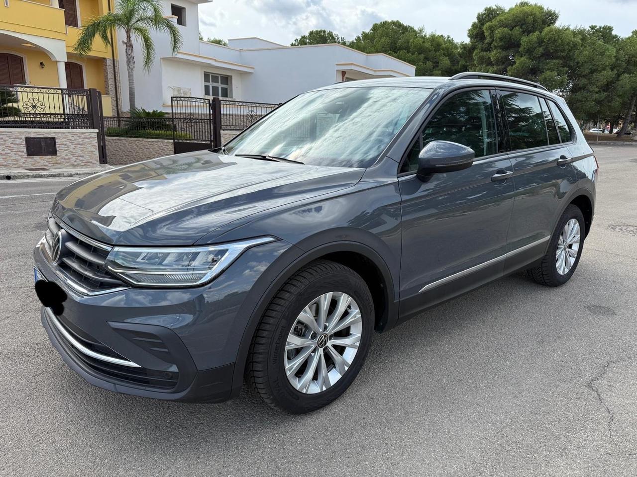 Volkswagen Tiguan 2.0 TDI 150 CV SCR DSG R-Line