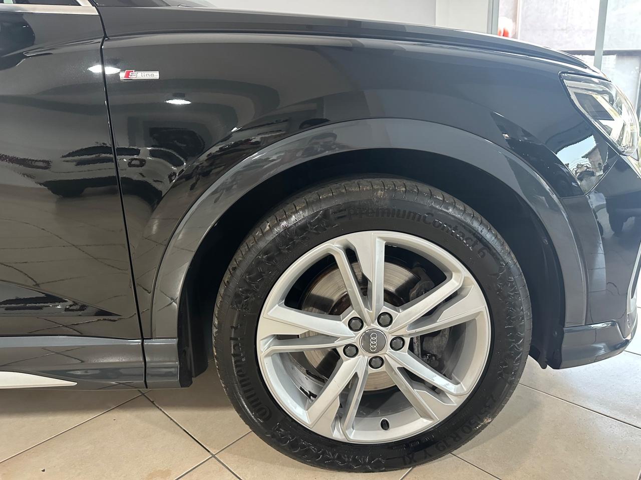 Audi Q3 40 TDI quattro S tronic S line edition