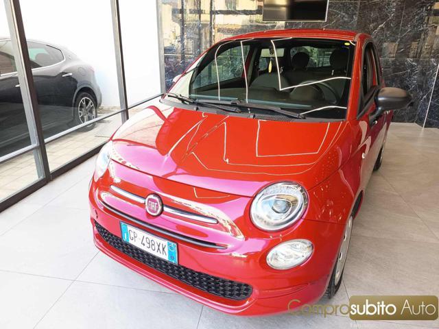 FIAT 500 1.0 Hybrid Red