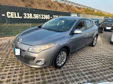 Renault Megane Mégane 1.5 dCi 110CV Dynamique-02/2009