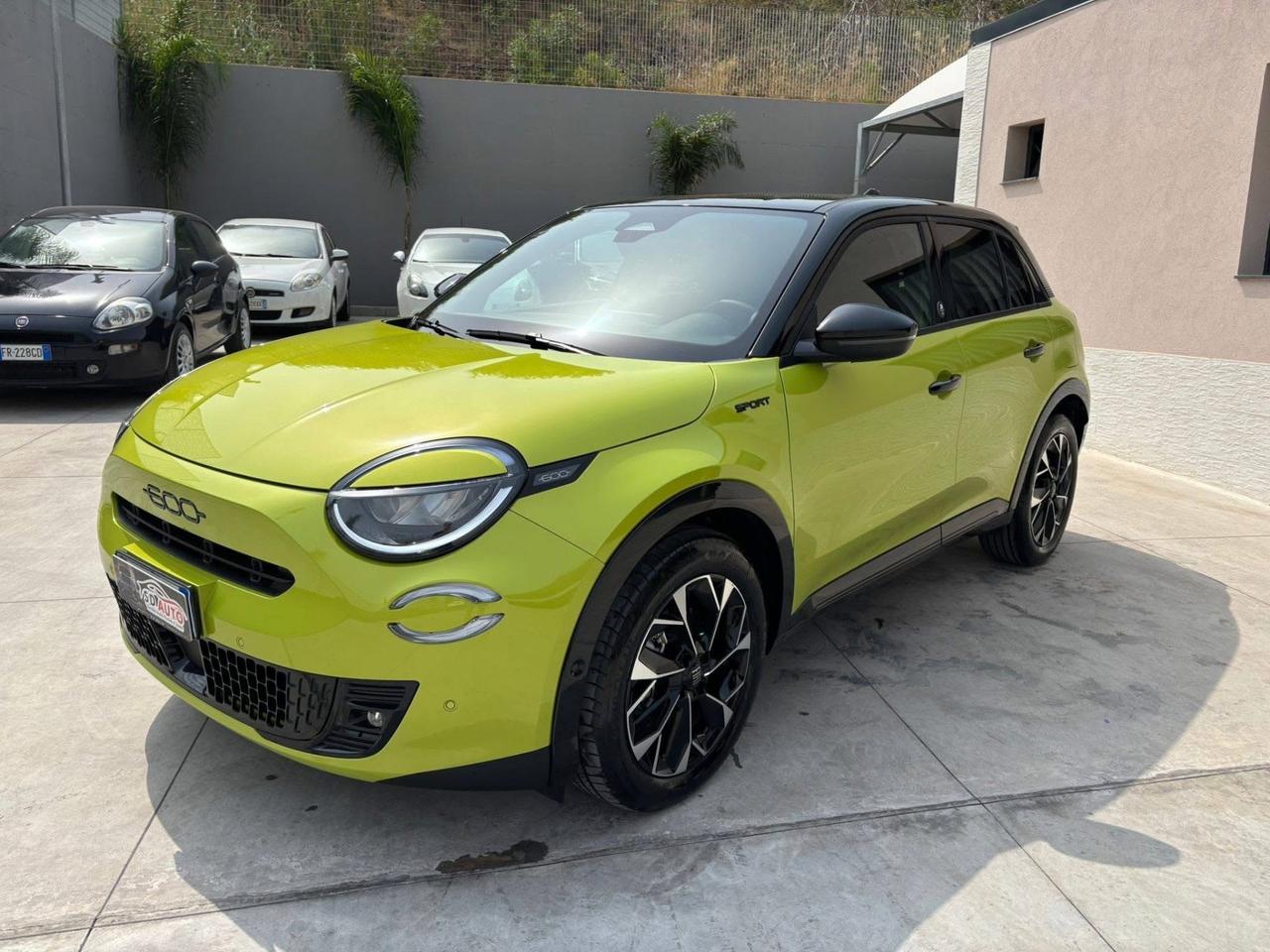 Fiat 600 Hybrid 110 CV DCT MHEV Sport Edizione Milano Cortina 26