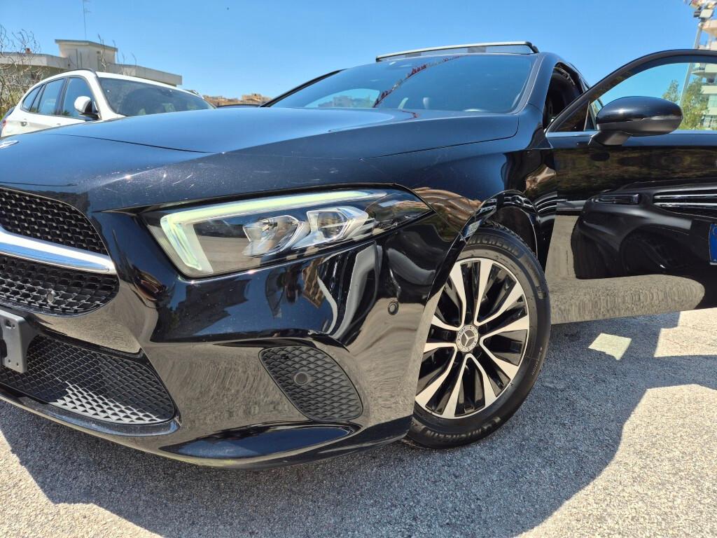 Mercedes A 180d MOTORE 2.0 TETTO APRIBILE