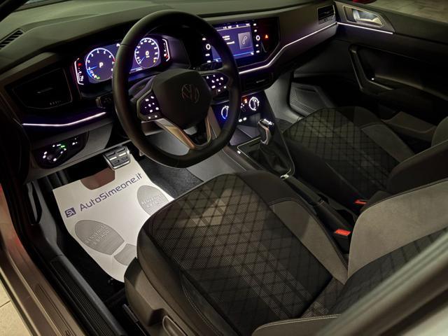 VOLKSWAGEN Taigo 1.0 TSI 110 CV DSG R-Line TETTO APR/PAN