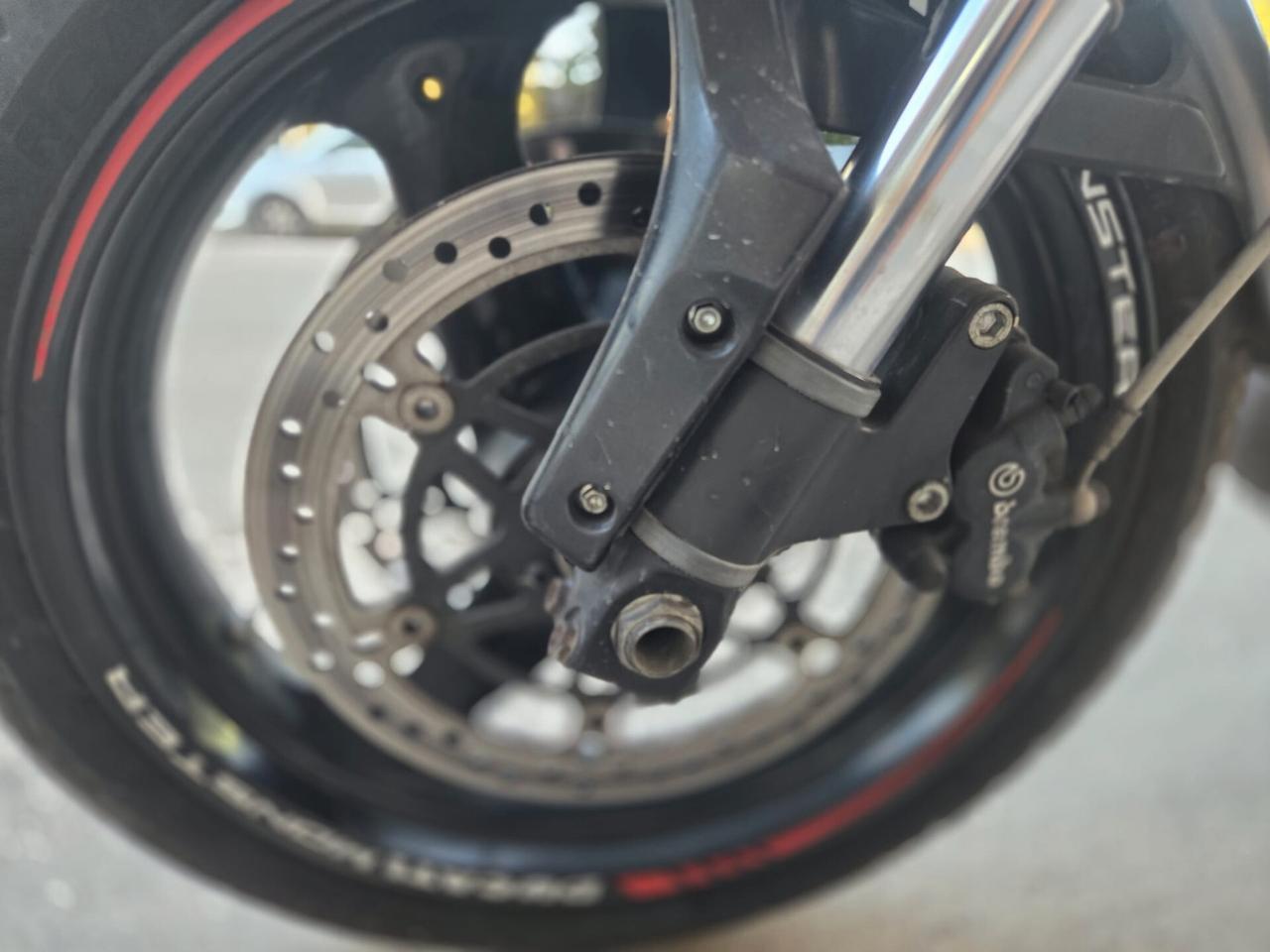 Ducati Monster 695 termignoli