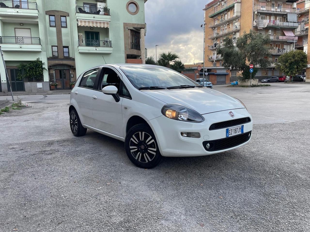 Fiat Punto 1.4 8V 5 porte Natural Power Lounge