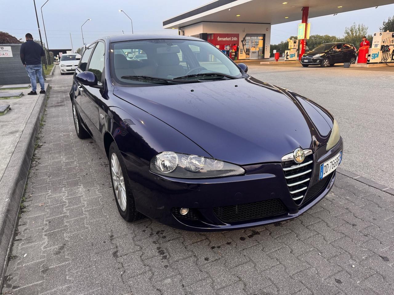 Alfa Romeo 147 1.9 JTD (120) 5 porte Exclusive