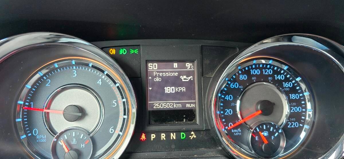 Lancia Voyager 2.8L Platinum 178cv auto *motore nuovo gar full*