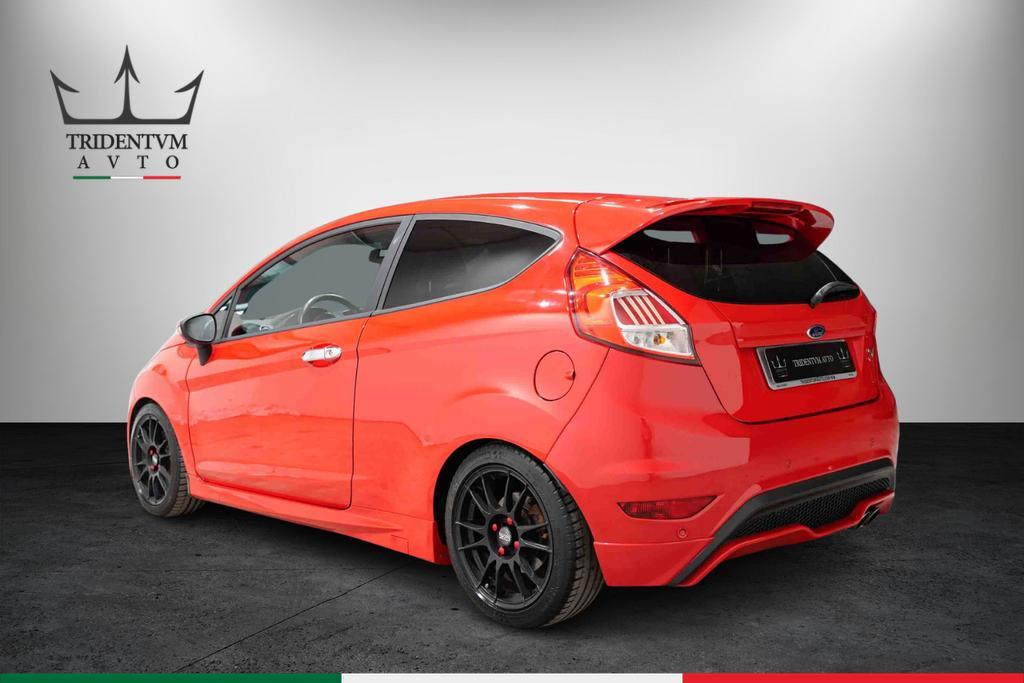 Ford Fiesta 1.6 ST 182cv 3p E6