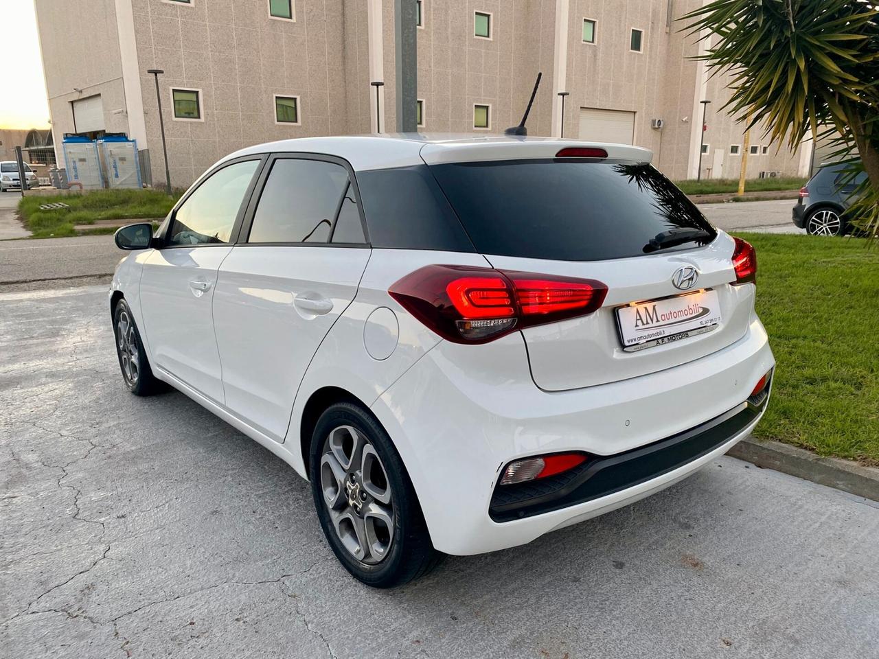 Hyundai i20 1.2 benzina 84 cv. 5 porte