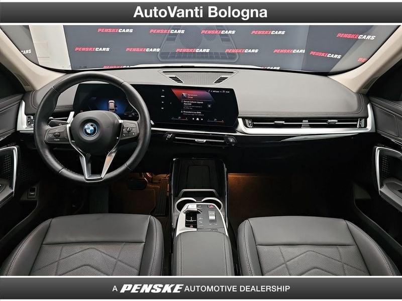 BMW iX1 eDrive 20 X-Line