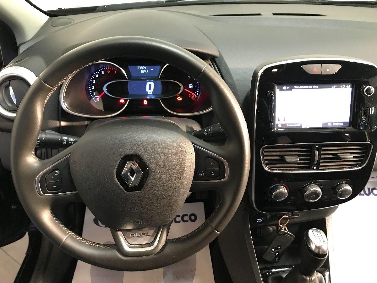 RENAULT Clio 1.2 75 CV 5p. Duel
