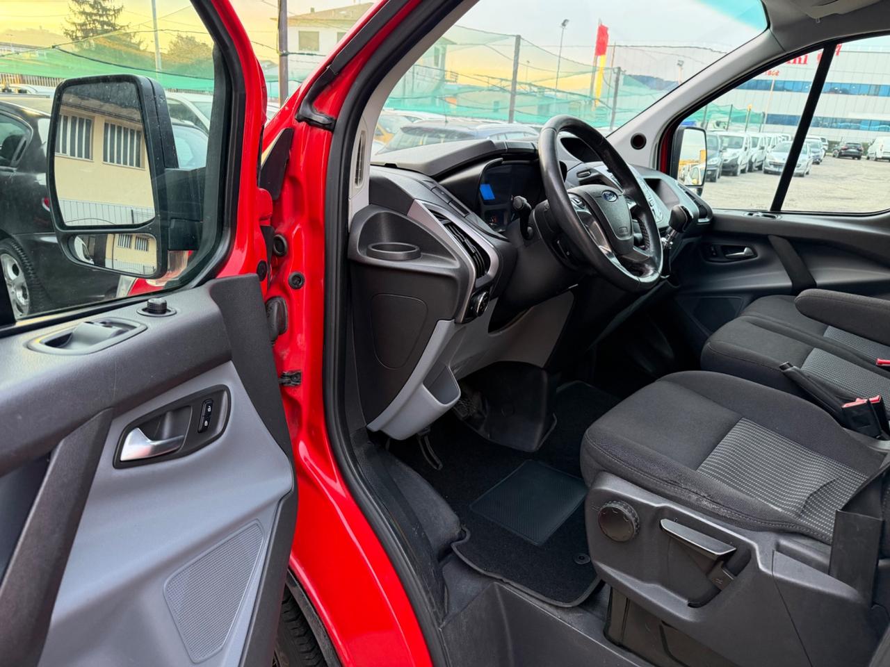 Ford Transit Custom 270 2.2 TDCi PC Furgone Trend