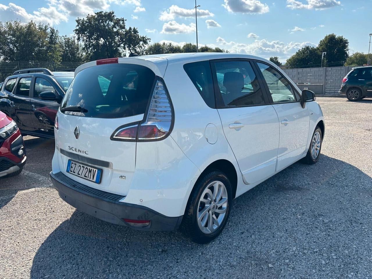 Renault Scenic XMod 1.5 dCi Limited - 2015