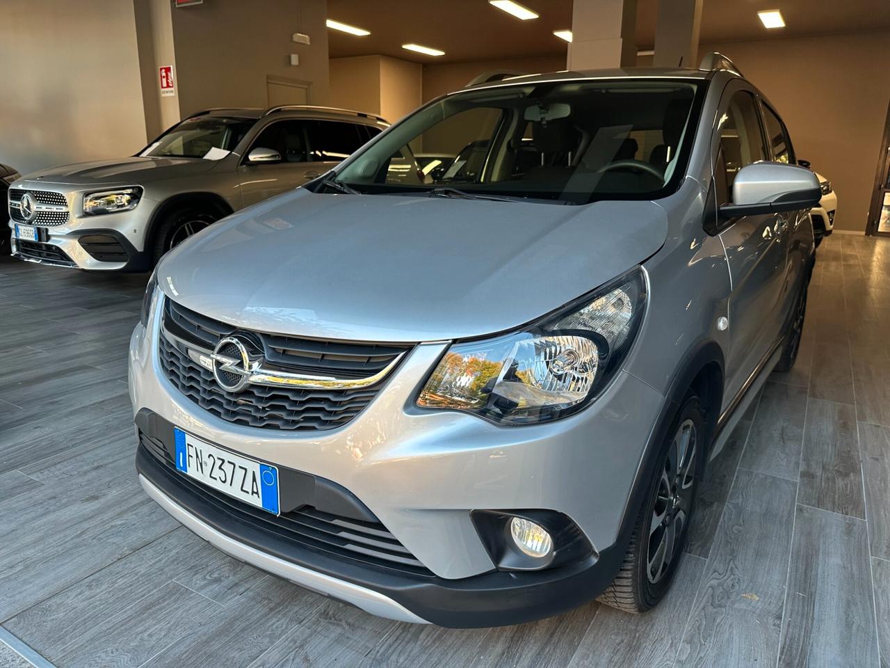 Opel Karl Rocks 1.0