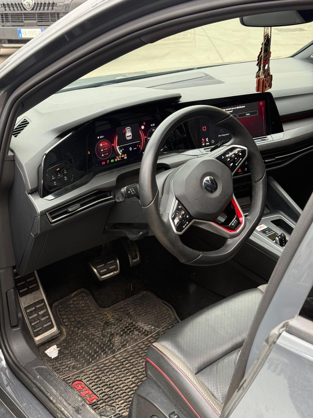 Volkswagen Golf GTI 2.0 TSI DSG