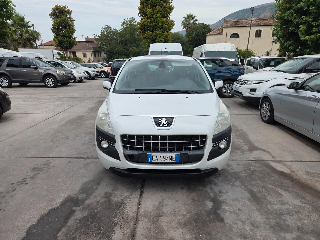 Peugeot 3008 1.6 HDi 110CV cambio robotizzato - TAGLIANDATA