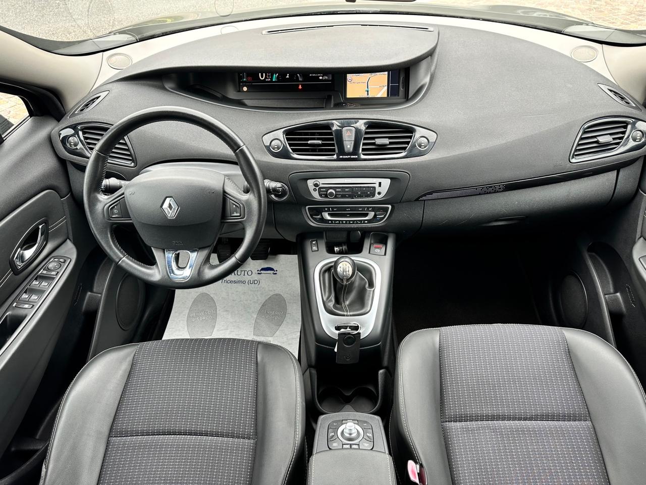Renault Scénic XMod 1.5dCi 110CV