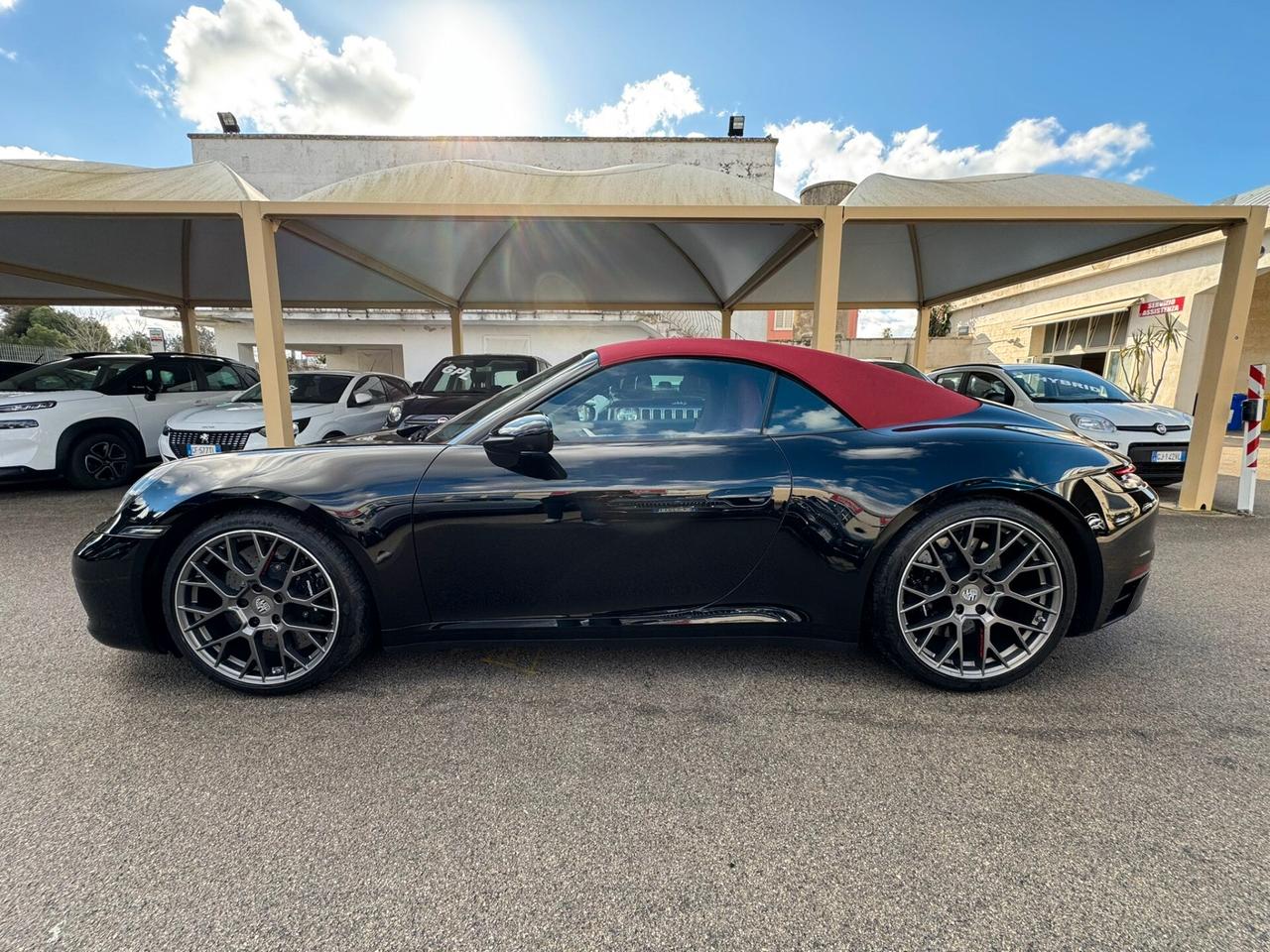 Porsche 911 992 Carrera 4S Cabriolet