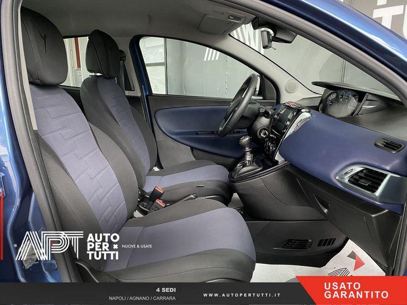 Lancia Ypsilon Ypsilon 1.0 firefly hybrid Platino s&s 70cv