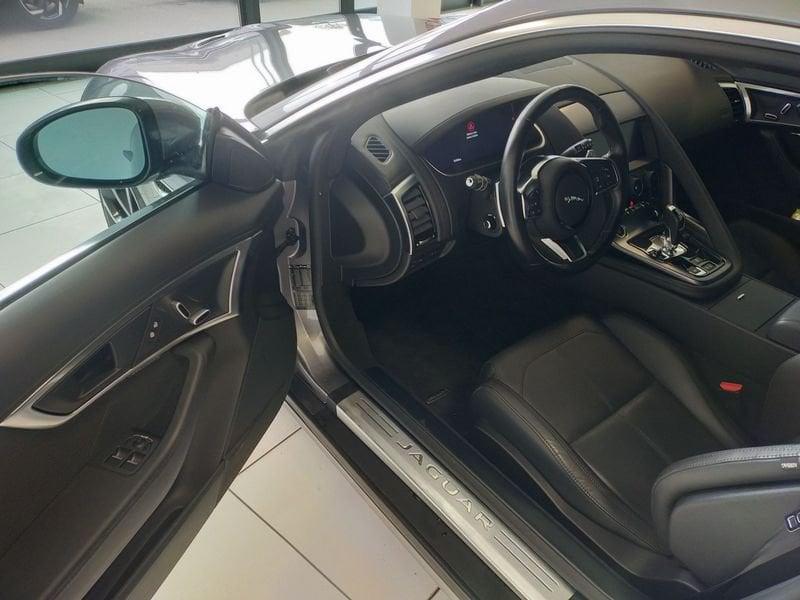 Jaguar F-Type F-Type 2.0 aut. Coupé 300 CV RWD