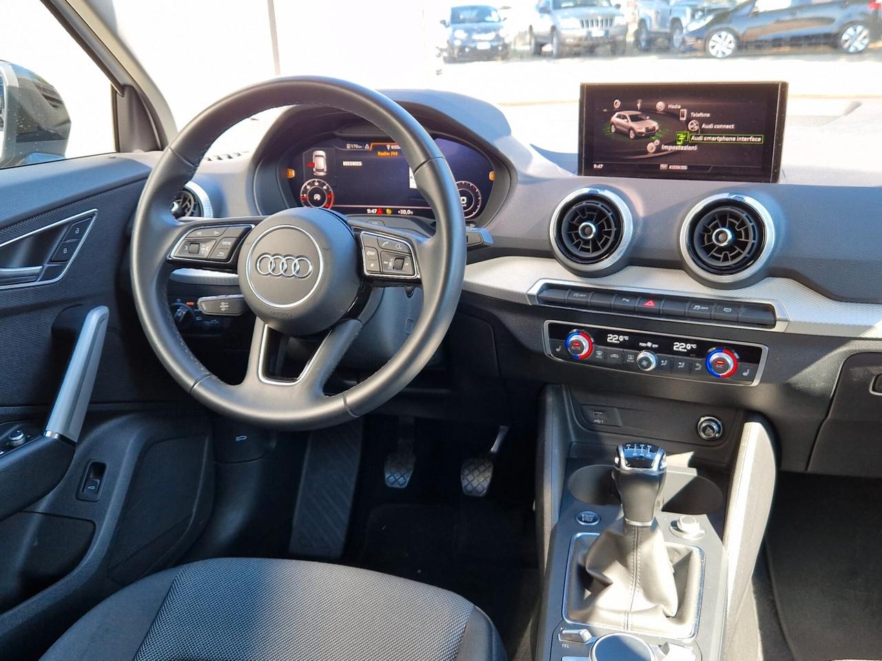 Audi Q2 30 TDI Identity Black