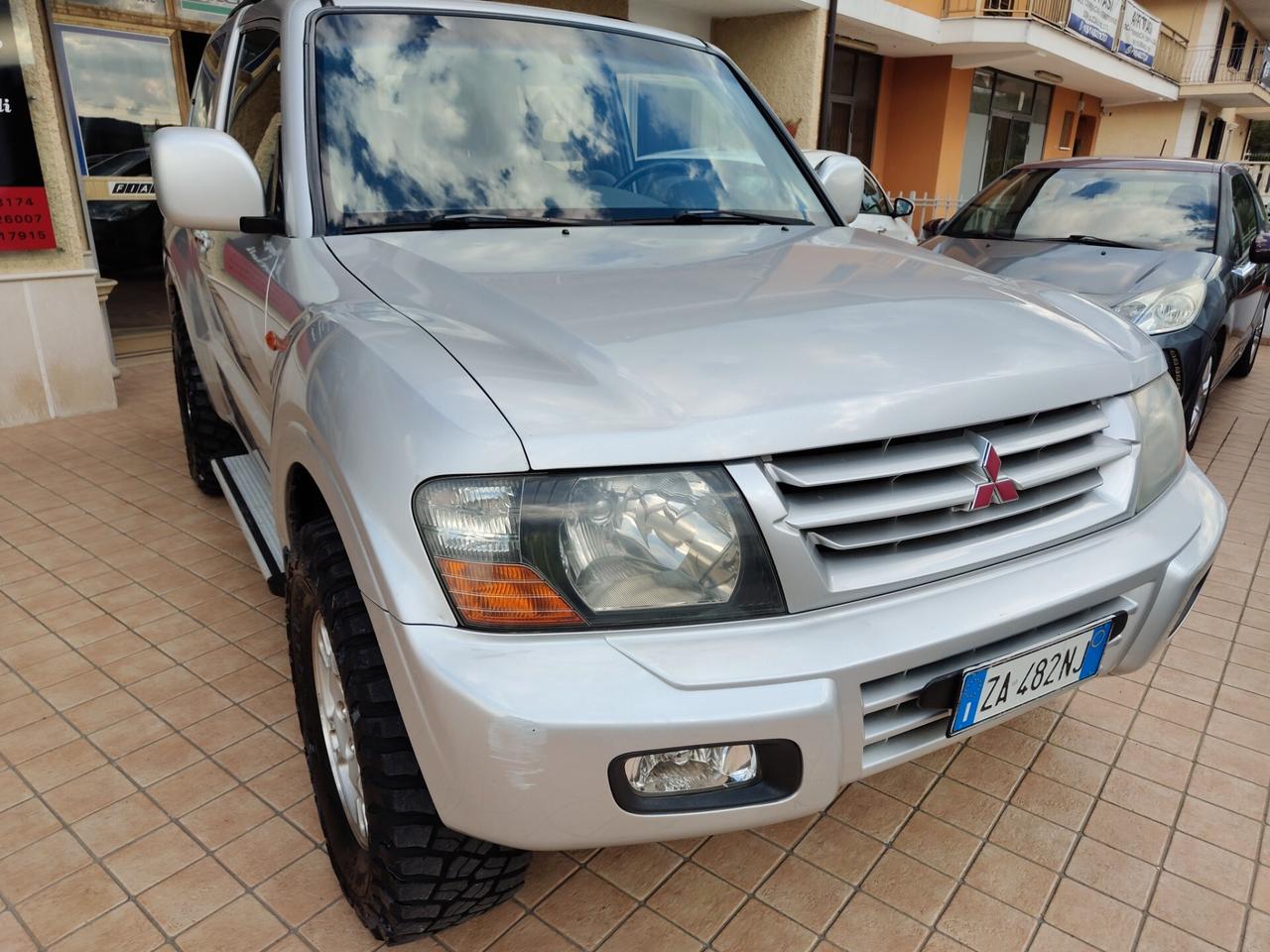 Mitsubishi Pajero 3.2 16V DI-D 3p. GLS2