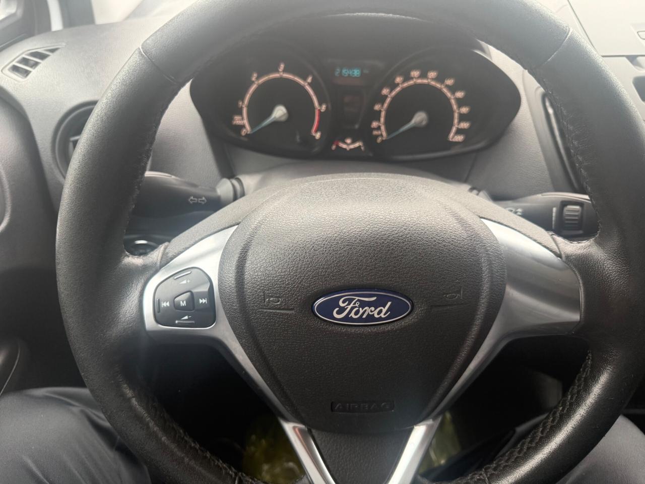 Ford Transit Courier 1.5 TDCi 75CV