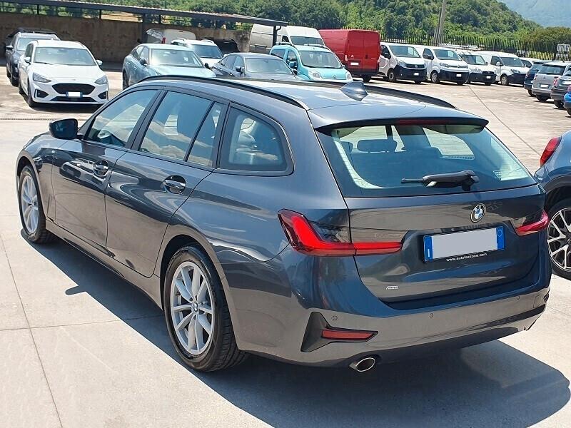 BMW 316d Touring 122 Mild-Hybrid Auto LED KM 6.251