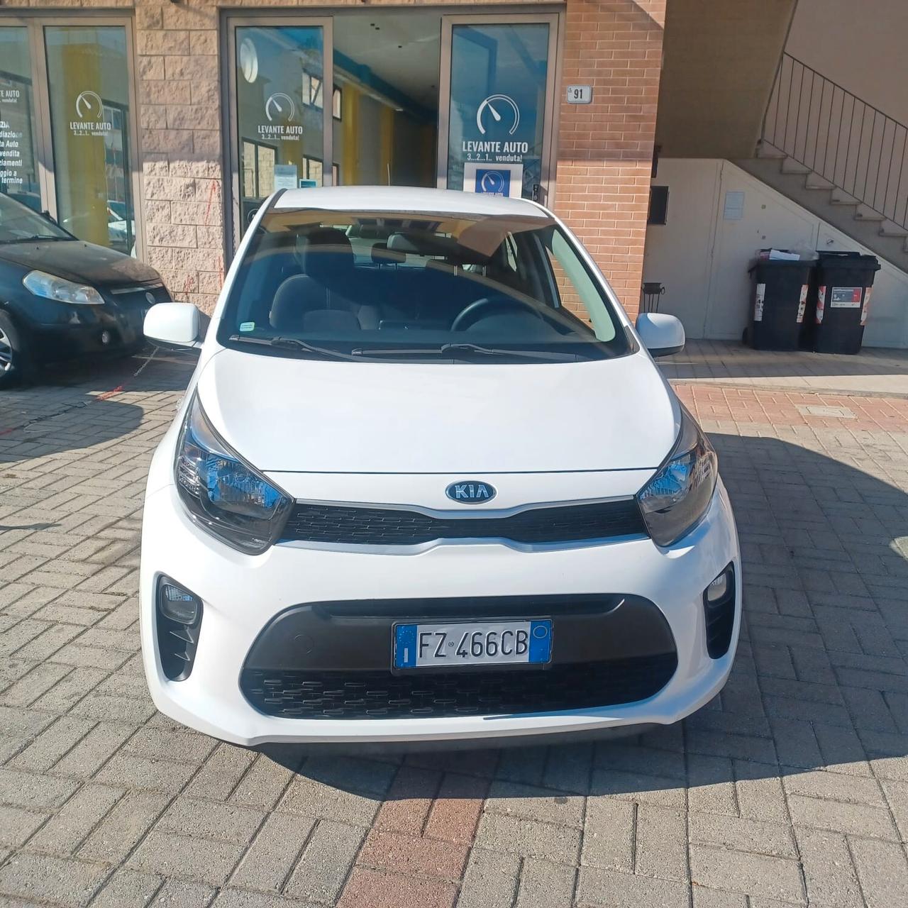 58.968KM COME NUOVA PICANTO 1.0 PER NEOPATENTATI