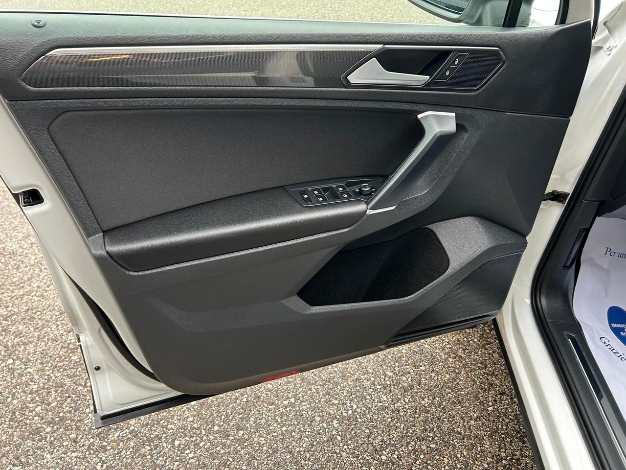 Volkswagen Tiguan 2.0 TDI 4MOTION Executive SOLO 34000KM