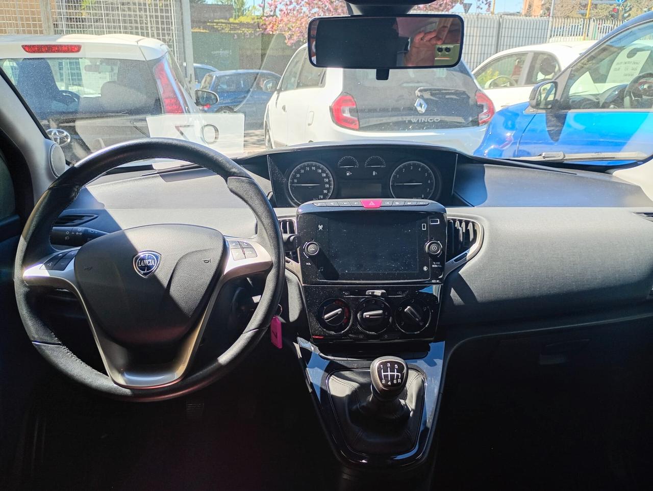 Lancia Ypsilon 1.0 FireFly 5 porte S&S Hybrid Alberta Ferretti