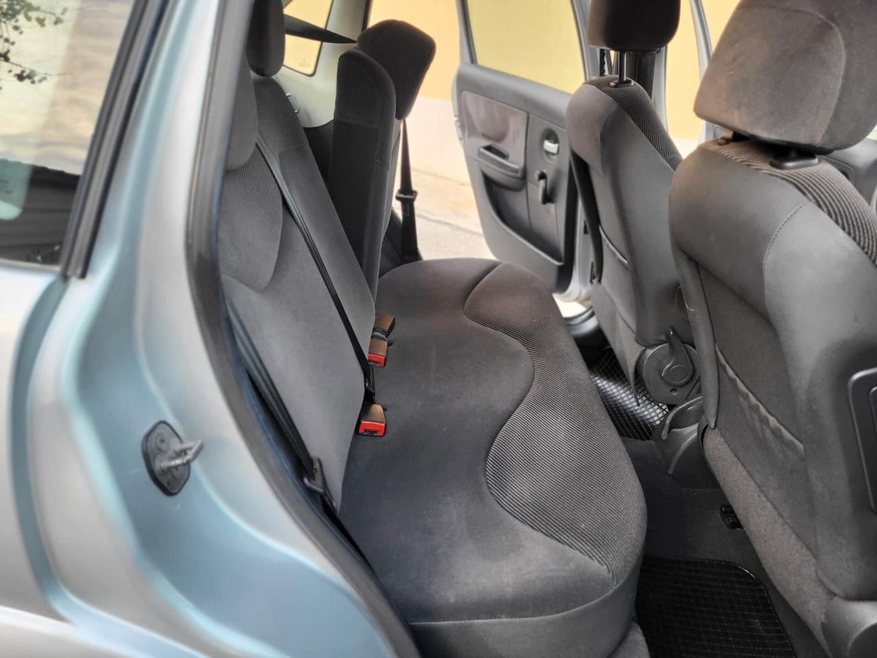 Citroen C3 1.4 HDi-UNICA PROPR-FOTO 4 REVISIONI