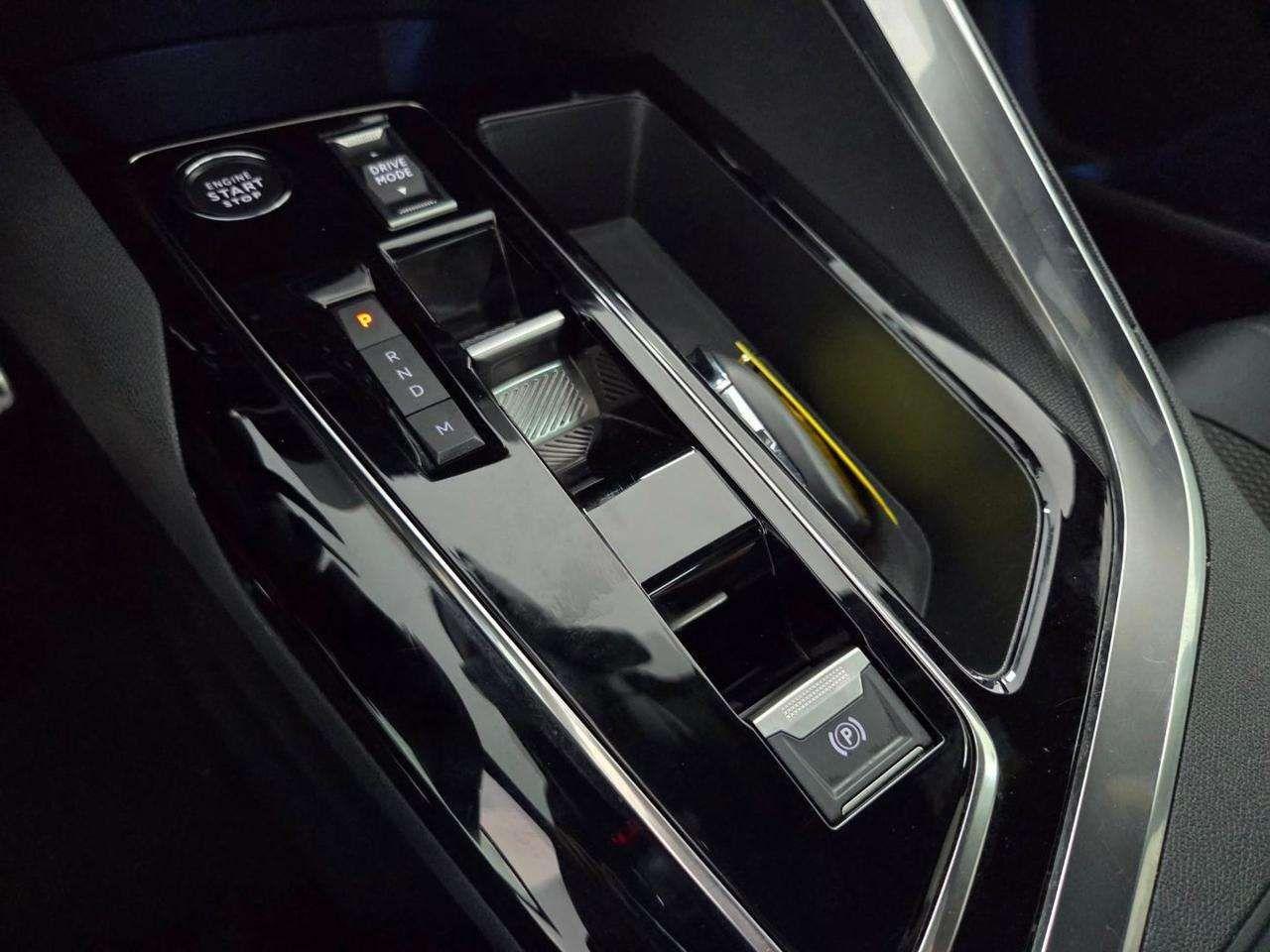 Peugeot 3008 BlueHDi 130 S&S EAT8 GT +TETTO APRIBILE"