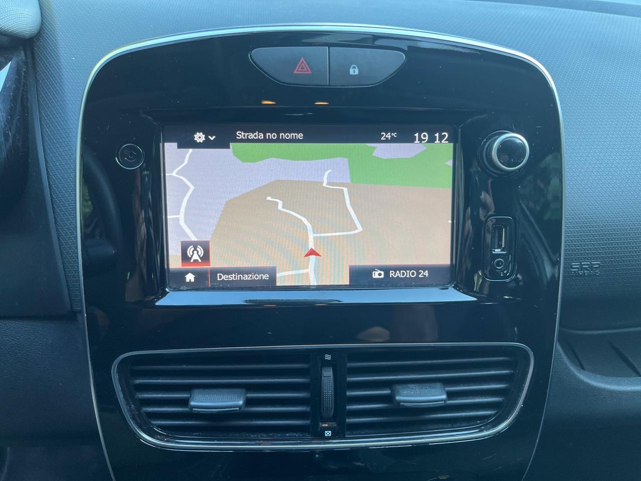 RENAULT CLIO 2018 5 PORTE FULL OPTIONAL